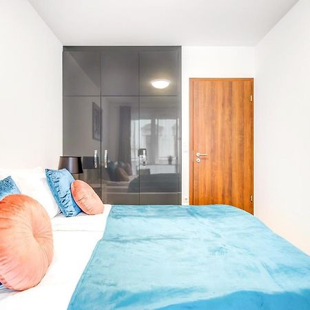 Modern Apartment With Free Garage And Balcony In The Downtown Budapest Esterno foto