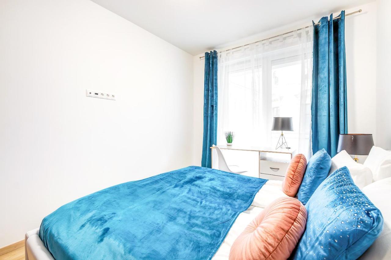 Modern Apartment With Free Garage And Balcony In The Downtown Budapest Esterno foto
