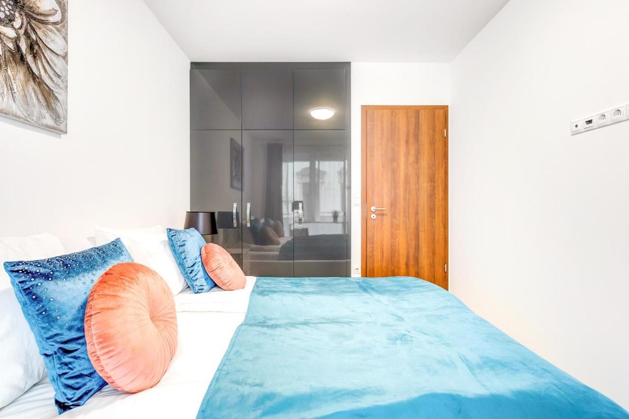 Modern Apartment With Free Garage And Balcony In The Downtown Budapest Esterno foto